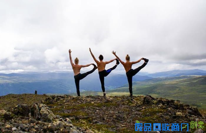 解开胸罩让我们一起嗨！