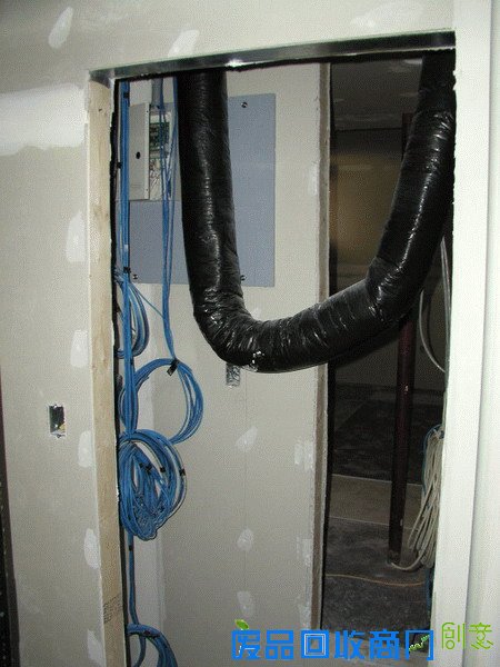 从装修开始 国外网友教你DIY家庭影院 