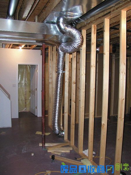 从装修开始 国外网友教你DIY家庭影院 