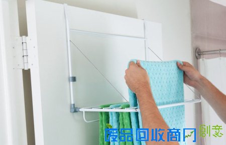  实用方便的折叠晾衣架