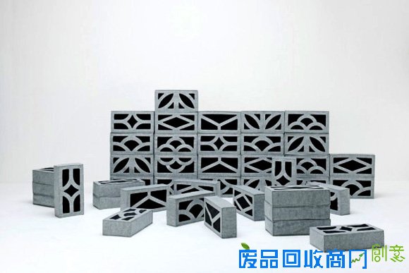  软砖块组成的沙发