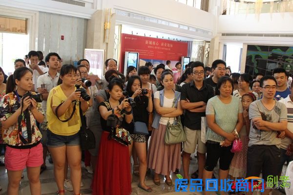 保利花园马克杯DIY幸运大抽奖活动圆满落幕现场人气火爆