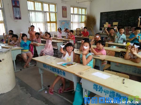 孩子们的折纸作品