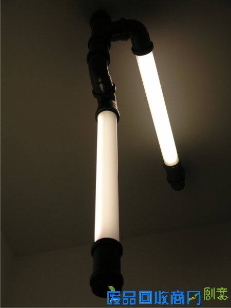  随意组合钢管灯