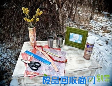 教你DIY好看的花卉纸包装瓶子 教你DIY好看的花卉纸包装瓶子