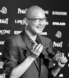 导演冯小刚勇夺金马奖……影帝？！