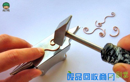 废铜线制作精美的古典项链吊坠手工DIY详细图解