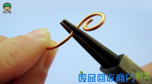 废铜线制作精美的古典项链吊坠手工DIY详细图解