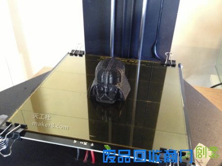 设计师用宜家衣橱DIY一台Delta式3D打印机