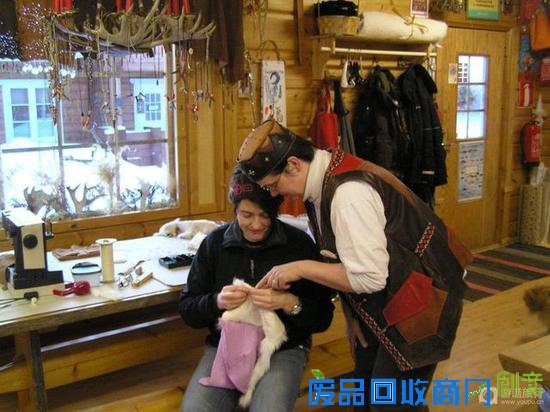 用驯鹿角为自己手造一件拉普兰配饰