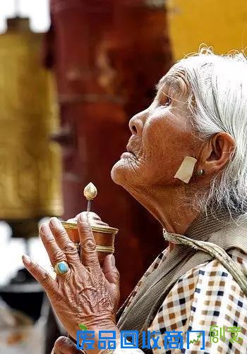 藏饰:一个能让人充满遐想空间的古朴符号