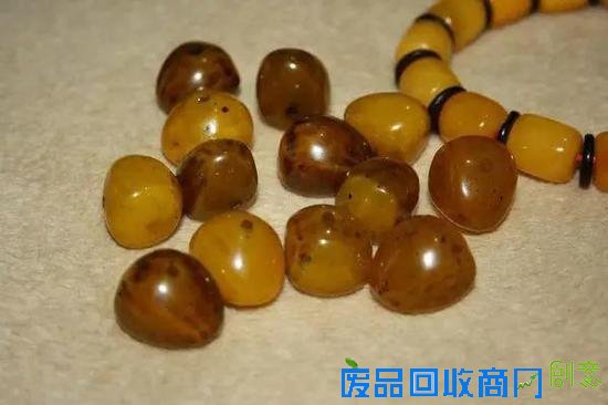 藏饰:一个能让人充满遐想空间的古朴符号