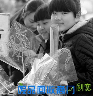 石家庄：看民俗买年货逛大街 感受浓浓的年味