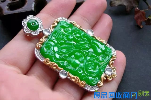 翡翠，这样镶嵌才美！