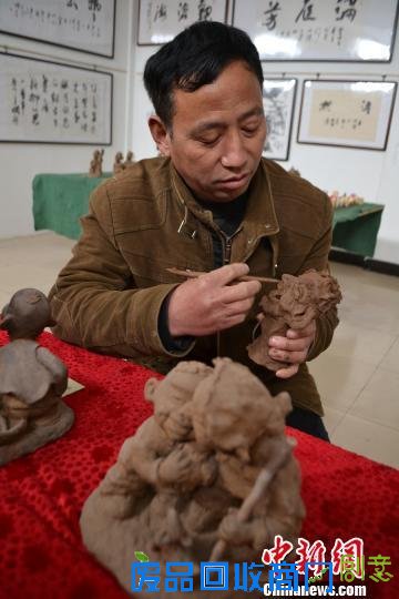 乡村教师擅“玩”泥巴黄河泥捏出童年印象（图）