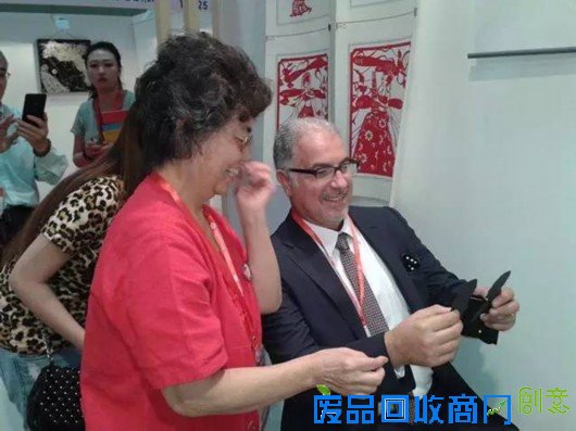 东方网组织中国文化企业参加首届“阿拉伯中国贸易周”