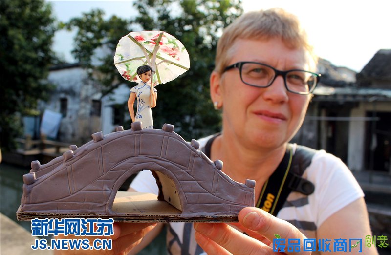 面塑《江南桥韵》亮相苏州