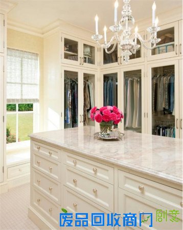 鞋子控的最爱,女人都想要这样的衣帽间!