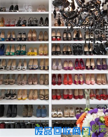 鞋子控的最爱,女人都想要这样的衣帽间!