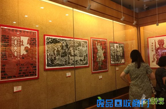 2015全国剪纸名家精品展开幕 抗战主题剪纸特色鲜明