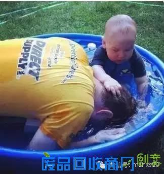 搞笑图片：调皮捣蛋的女人系搞笑趣图