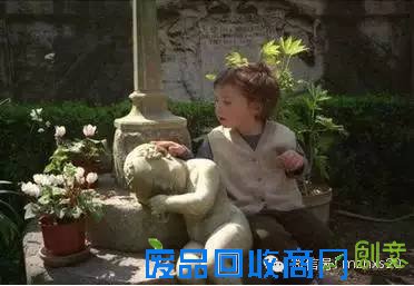 搞笑图片：调皮捣蛋的女人系搞笑趣图