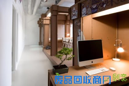纸板式办公室