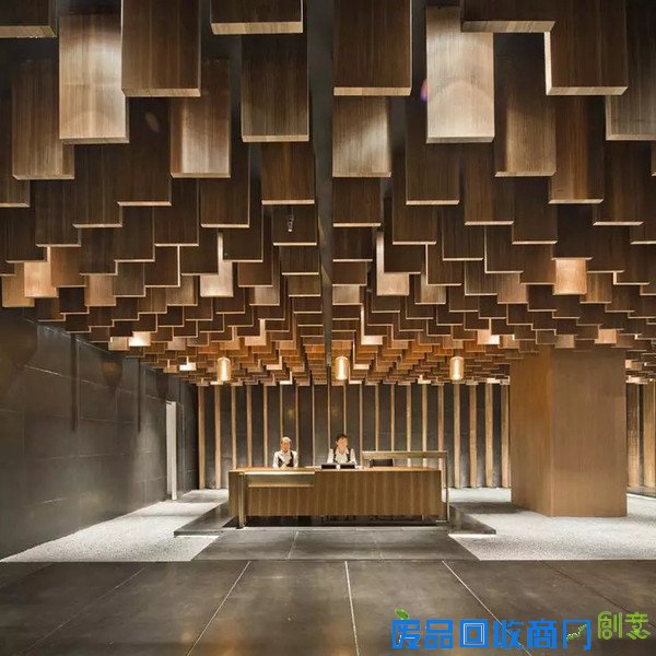 一块木头,却演绎了一个又一个迷人的酒店!!!