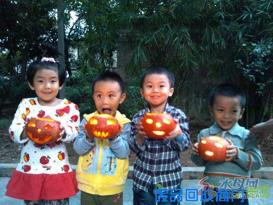 烟台海昌鲸鲨馆“海底万圣节” 越夜越鲸彩(图)