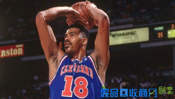 邝佐辉癌症复发形容枯槁 盘点癌症复发去世的明星（组图）