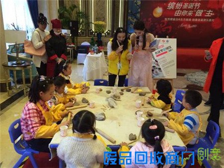 不一样的圣诞：艺术之光辉耀铜雀台