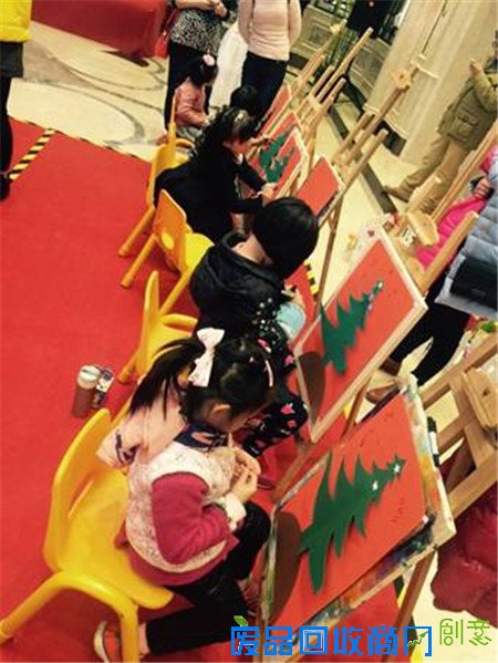 不一样的圣诞：艺术之光辉耀铜雀台