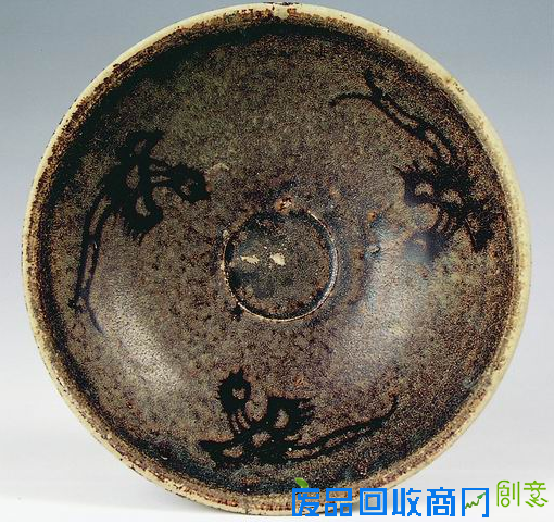 吉州窑剪纸贴花盏