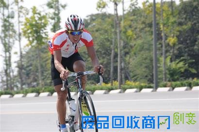 大沽河两岸景观道成乐园 骑行爱好者扎堆(图)