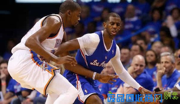 大批球员将东渡避竞争，詹皇你敢来西部闯闯吗？