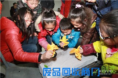 动手做拓片，小“考古家”爱上博物馆