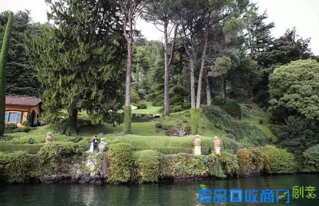 盘点全球奢华婚礼 天价礼服富贵逼人