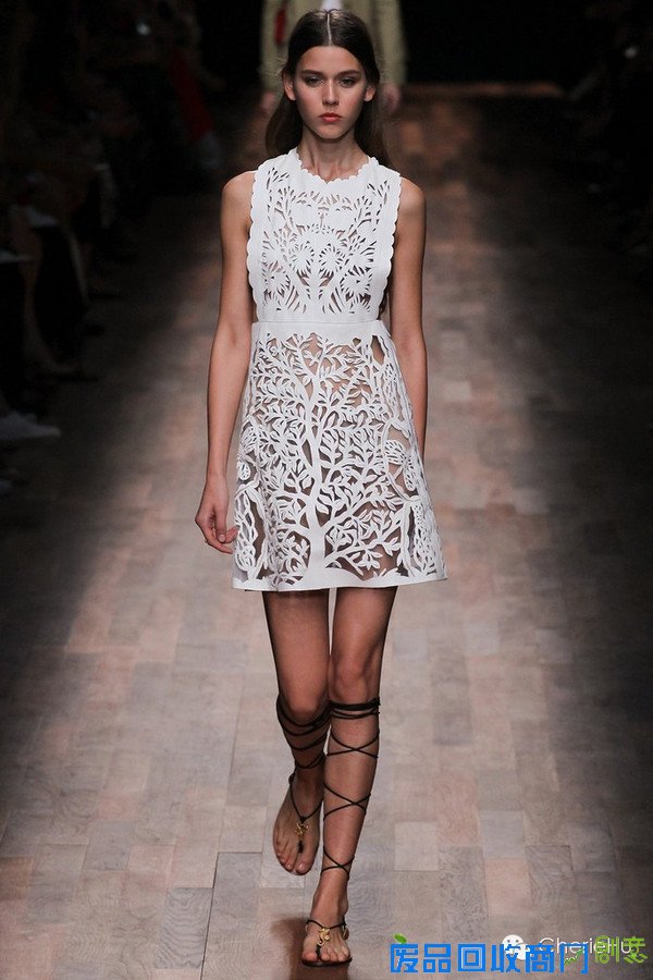 这才是中国风,时装上的中国剪纸艺术!