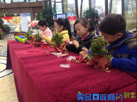 圣诞树DIY 奏响欢乐颂