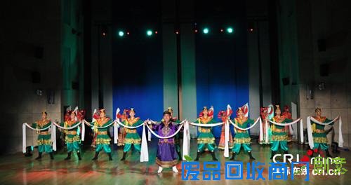 波兰孔子学院举办春节活动 千年古都品中国年味