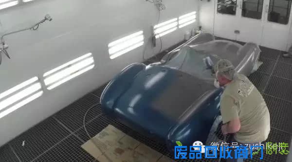 用3D打印把古董跑车复制成电动版