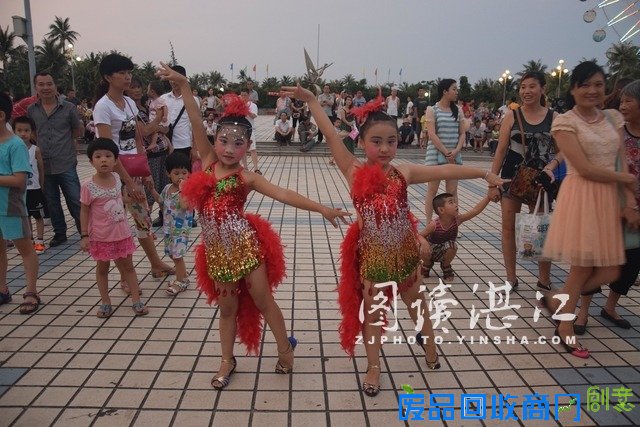 舞动蓝色湛江 飞扬金色梦想