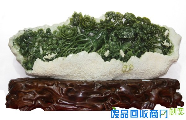 南玉工艺品亮相国际引发藏友浓厚兴趣