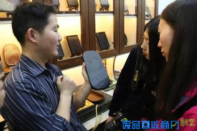 赚翻了，十年前5元买来的砚台现在价值30万！