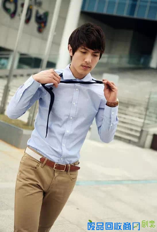 夏天花样美男拉风抢眼服装搭配夏日新款T恤