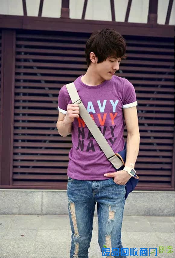 夏天花样美男拉风抢眼服装搭配夏日新款T恤