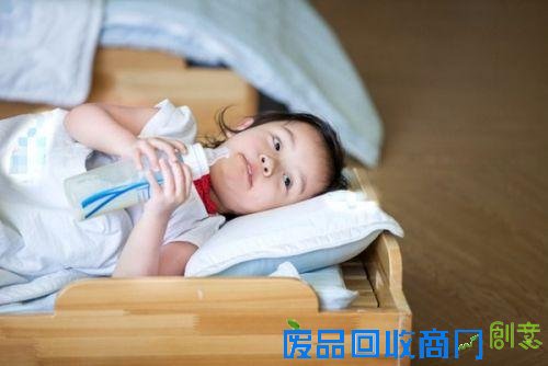 贾乃亮谈秀恩爱只为不犯错 盘点熊孩子逗比甜馨坑爹语录