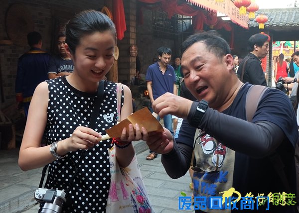 兩岸記者恩施體驗土家民俗風情