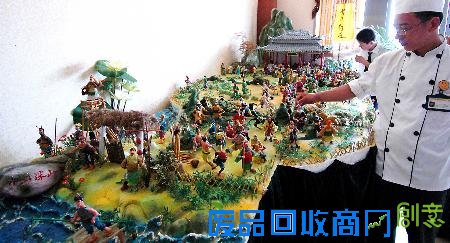 图文：(2)面塑“水浒108将”亮相连云港