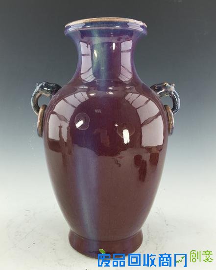 11.清乾隆 窑变釉兽耳瓶